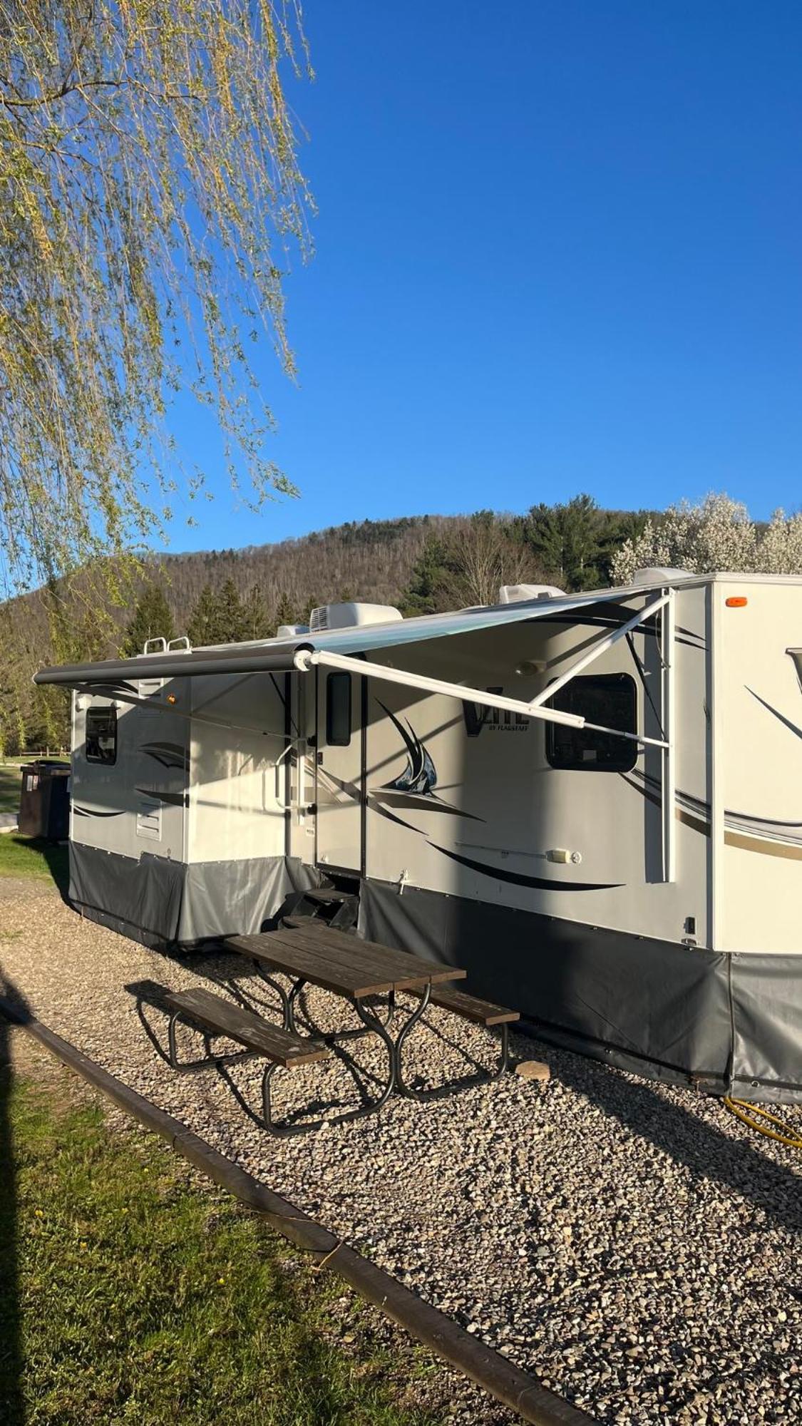 Route 6 Campground Gaines Экстерьер фото